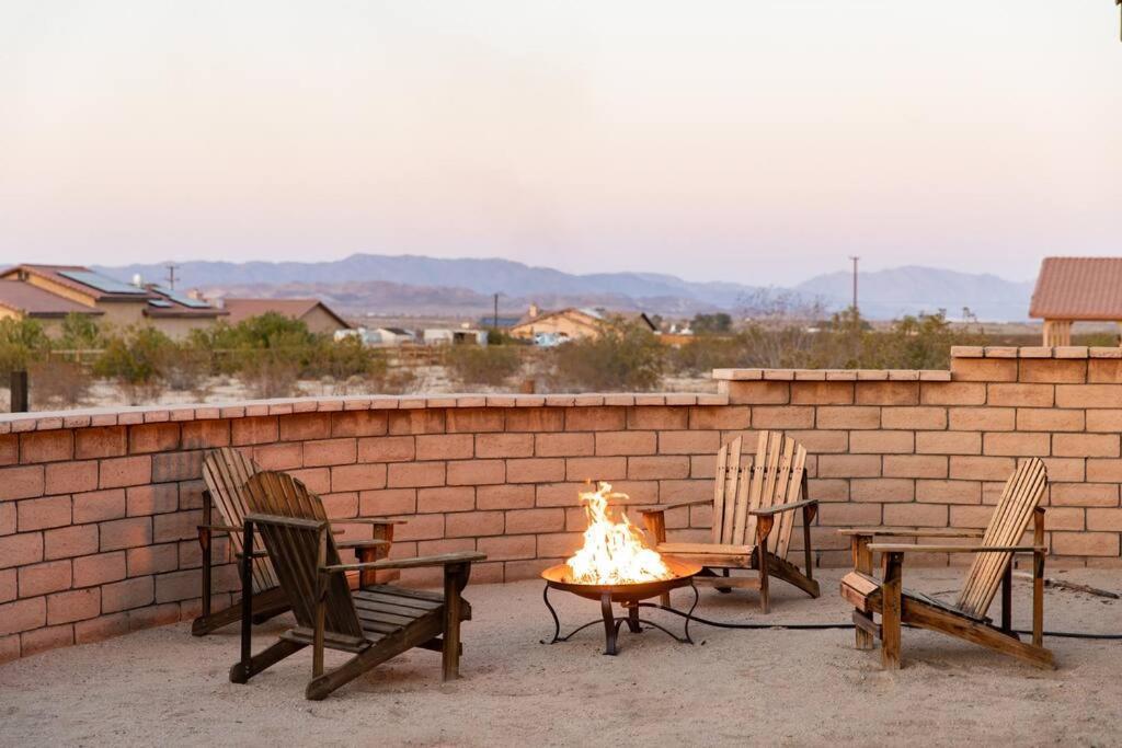 Sun Runner - Serene Desert Home W/Pool & Hot Tub Twentynine Palms Exterior photo